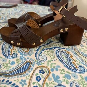 Brown Strappy Women's Sandals